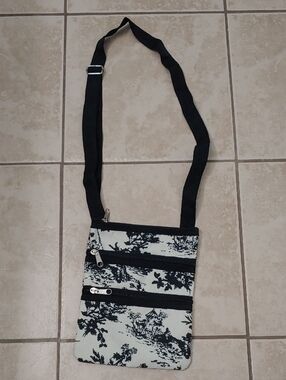 French Toile Purse Ivory And Black Crossbody